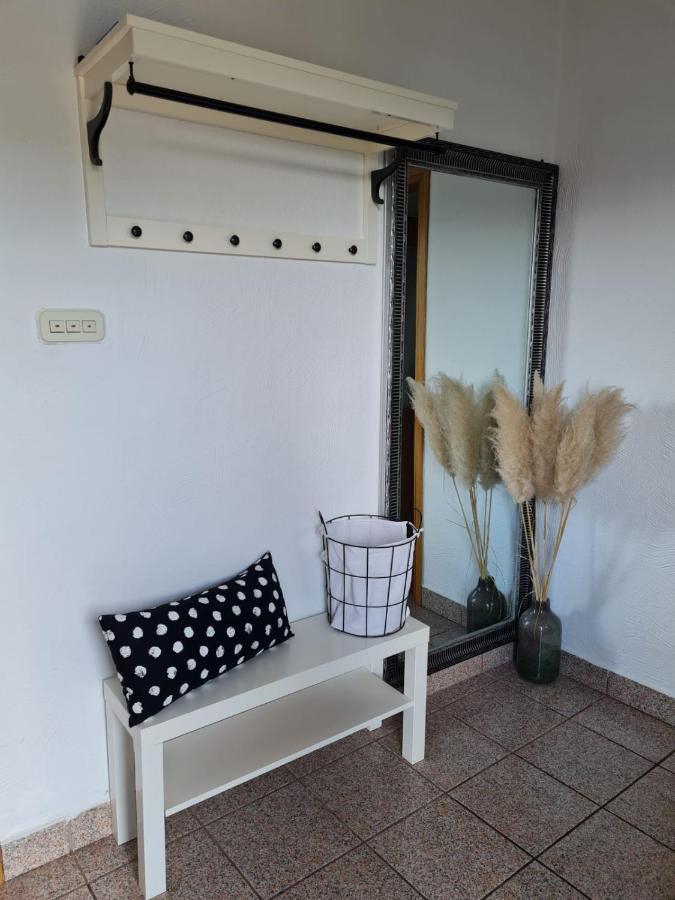 Apartment Gabriela Раковица Екстериор снимка