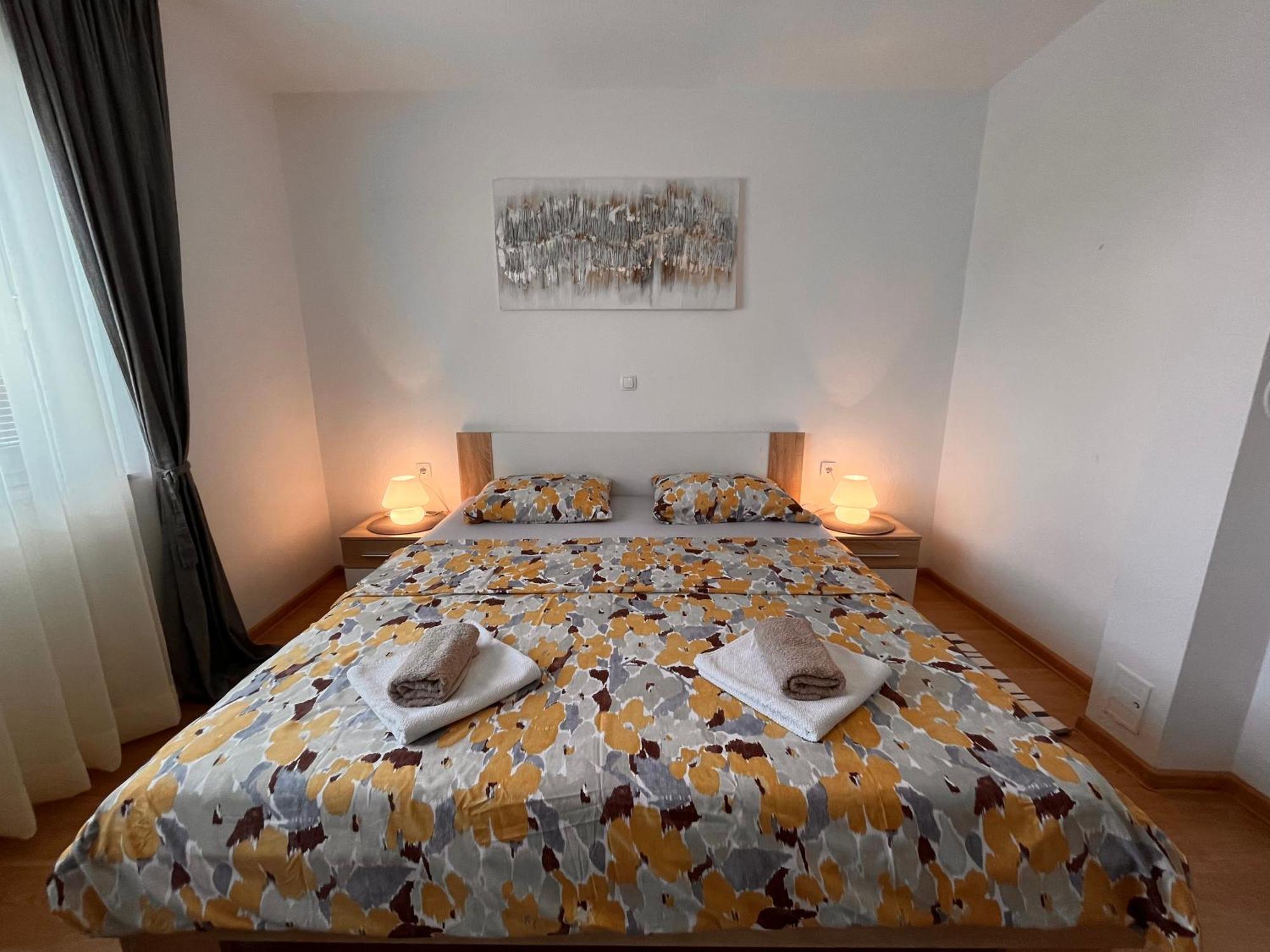 Apartment Gabriela Раковица Екстериор снимка